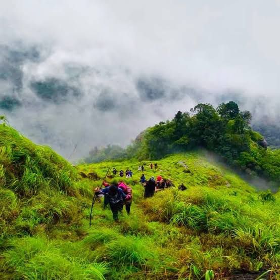 trekking kakkadampoyil